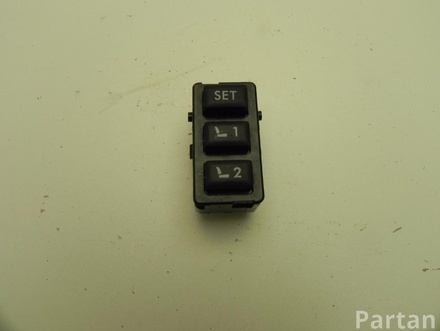 Subaru 9702B LEGACY V (BM) 2010 Memory switch for seat adjustment