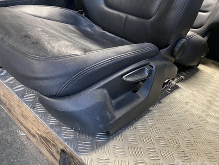 Volkswagen TOUAREG (7P5) 2013 Set of seats Door panel Armrest 