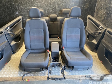 Volkswagen GOLF SPORTSVAN (AM1) 2017 Set of seats Door panel Armrest 