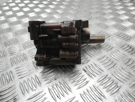 BMW 7545939 3 (E90) 2011 Oil Pump