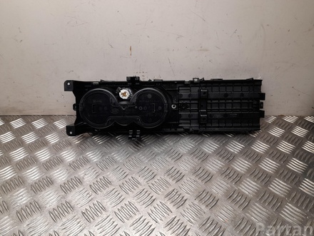 Land Rover DK62-045H62-BE, CK52-04704-A / DK62045H62BE, CK5204704A RANGE ROVER SPORT (L494) 2017 подстаканник