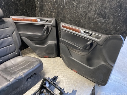 Volkswagen TOUAREG (7P5) 2013 Set of seats Door panel Armrest 