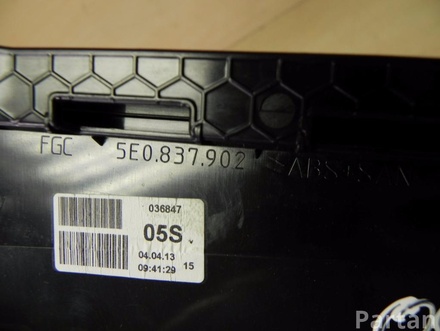 Škoda 5E0 837 902 / 5E0837902 OCTAVIA III (5E3) 2014 Cover, column B, door Right