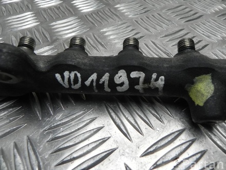 Mazda 10L11023 6 Hatchback (GH) 2008 Fuel rail