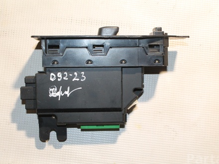 Volvo 30746075 XC90 I 2005 Switch for electric windows