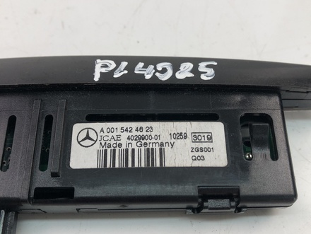 Mercedes-Benz A0015424623 C-CLASS (W204) 2011 Control Display, park assist