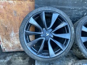 Tesla 1044227-00-D / 104422700D MODEL 3 2020 Felga aluminiowa 5x114  R20 ET35 EJ 8.5