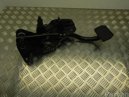 Tesla 1188691-50-A / 118869150A Model Y 2022 Brake Pedal