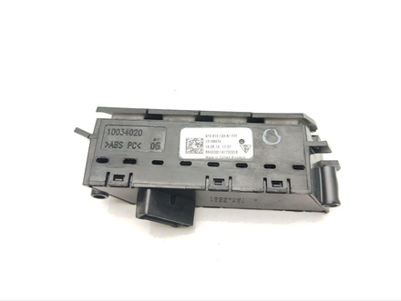 Porsche 970.613.103.51 / 97061310351 PANAMERA (970) 2015 Memory switch for seat adjustment