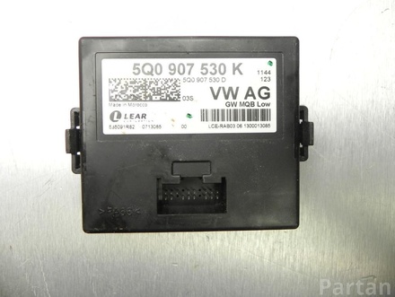 Škoda 5Q0 907 530 K, 5Q0 907 530 D / 5Q0907530K, 5Q0907530D OCTAVIA III (5E3) 2013 Diagnosis interface for data bus (gateway)