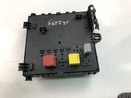 Saab 12766740 9-3 (YS3F) 2007 Fuse Box