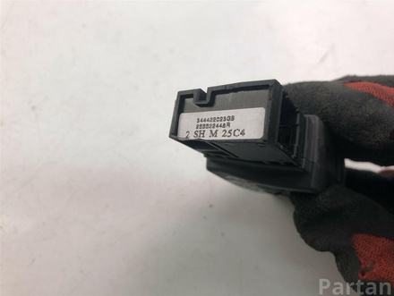 Dacia 255522448R SANDERO II 2015 Multiple switch