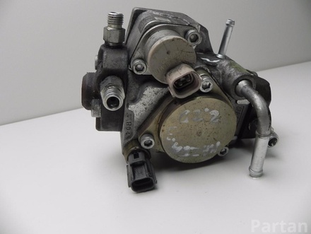 Mazda R2AA 13 800 / R2AA13800 3 (BL) 2010 Fuel Pump