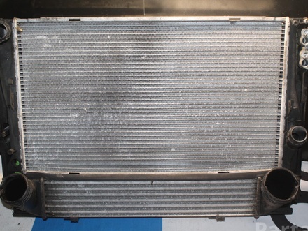 BMW 3213311 3 (E90) 2011 Radiator