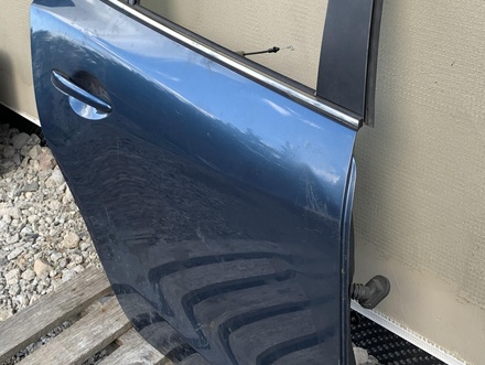 Mazda 3 (BM) 2018 Door Right Rear