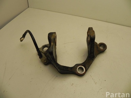 Mazda YG 6 Saloon (GH) 2009 Bracket