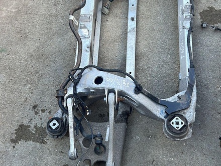 Tesla 1009826-00-A, 100982600A / 100982600A, 100982600A MODEL S 2016 rear axle beam