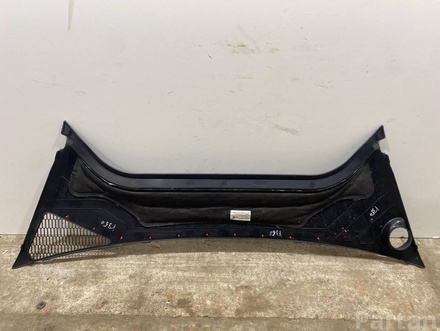 Tesla 105048800B MODEL S 2013 Wiper Trim