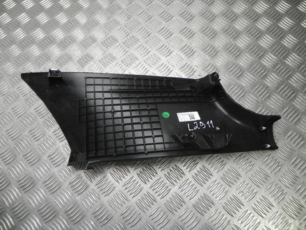 Tesla 1616367-00-A / 161636700A Model Y 2022 Lining, pillar c Lower left side