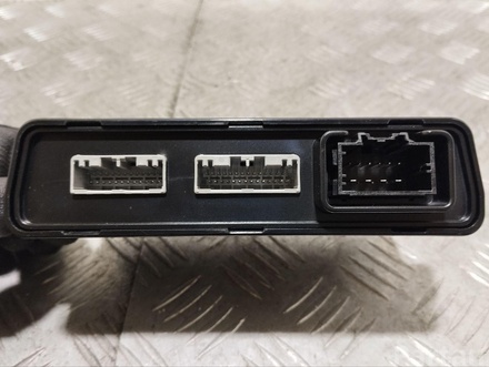 Tesla A0748G03N, 20062764, P0748P10D, P0748V01D MODEL S 2013 Control unit for door