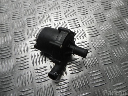 Tesla 85D MODEL S 2015 Additional water pump