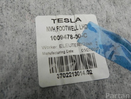 Tesla 6007716-00-C / 600771600C MODEL S 2015 Wspornik wnętrza