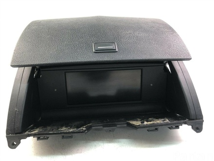 Mercedes-Benz A2046800031 C-CLASS (W204) 2012 Display