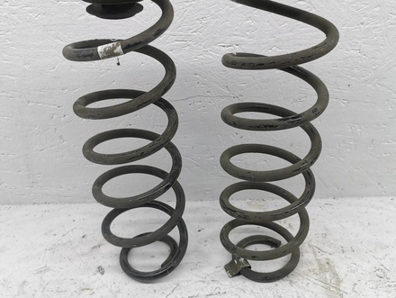 Volkswagen 5Q0511121 GOLF VII (5G1, BQ1, BE1, BE2) 2018 coil spring Rear