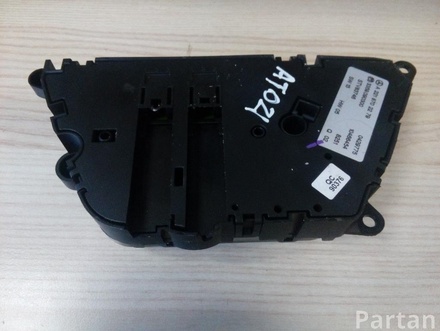 Mercedes-Benz A 221 870 22 79 / A2218702279 S-CLASS Coupe (C216) 2007 Switch module for seat