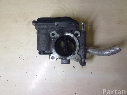 Mazda RF7J 136B0 / RF7J136B0 6 Saloon (GG) 2008 Throttle body