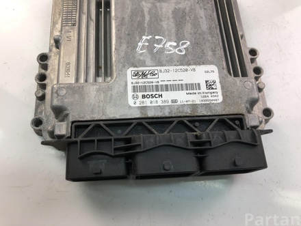 Land Rover BJ32-12C520-VB; 0281018389 / BJ3212C520VB, 0281018389 RANGE ROVER EVOQUE (L538) 2011 Control unit for engine