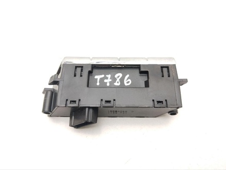 Porsche 970.613.104.02 / 97061310402 PANAMERA (970) 2012 Memory switch for seat adjustment