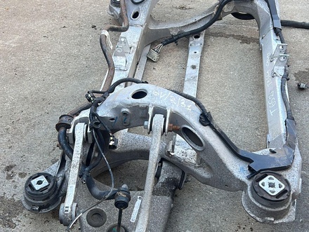 Tesla 1009826-00-A, 100982600A / 100982600A, 100982600A MODEL S 2016 rear axle beam