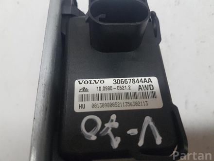 Volvo 30667844AA V70 II (SW) 2006 Sensor, transverse acceleration