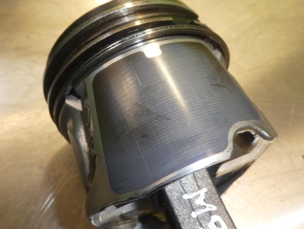 Renault M9R762 ESPACE IV (JK0/1_) 2009 Piston