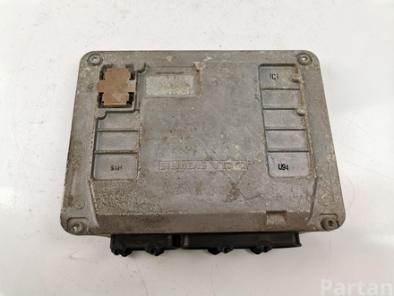 Škoda 03E906023Q FABIA II (542) 2009 Control unit for engine