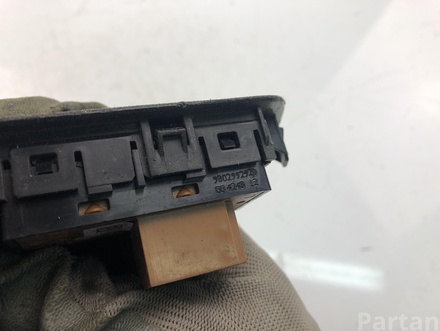 Peugeot 98029929ZD 208 2015 Controller/switches