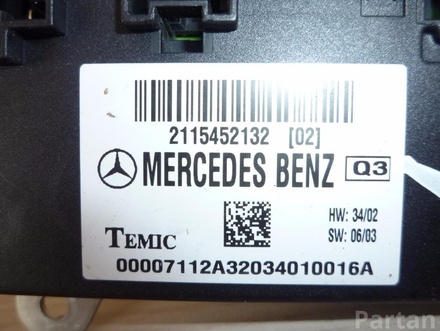 Mercedes-Benz A 211 545 21 32 / A2115452132 KLASA E (W211) 2006 Sterownik podwozia BCM FEM SAM BSI