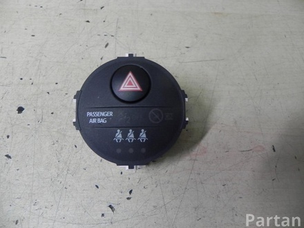 Toyota 83950 0D050-A / 839500D050A YARIS (_P13_) 2014 Emergency light/Hazard switch