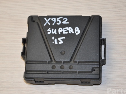 Škoda 5Q0907530AF SUPERB III Estate (3V5) 2015 Diagnosis interface for data bus (gateway)