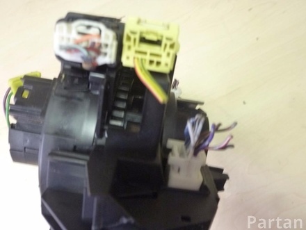 Mazda DF7166120BDD 2 (DE) 2009 Steering column switch