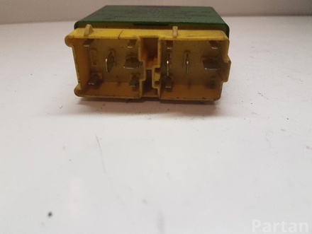 Volvo 3523200 V70 I (LV) 1997 Relays