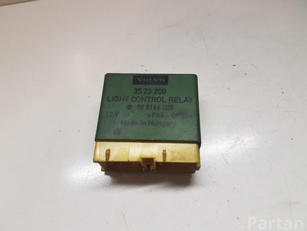 Volvo 3523200 V70 I (LV) 1997 Relays