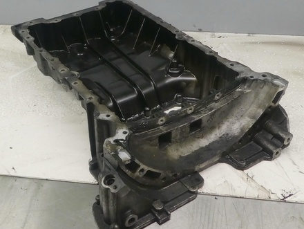 Mercedes-Benz R6420142602 E-CLASS (W212) 2010 Oil Pan