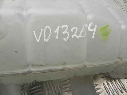 Tesla 1036124-00-C / 103612400C MODEL S 2015 Coolant Expansion Tank