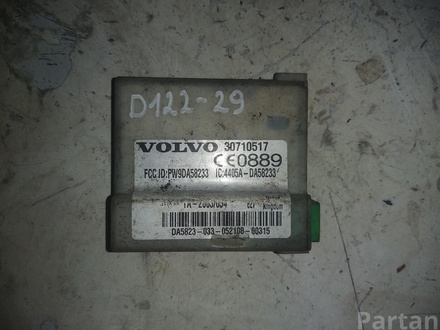 Volvo 30710517 XC90 I 2003 Wzmacniacz antenowy