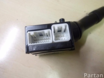 Lexus 30552-17F548 / 3055217F548 GS (GRS19_, UZS19_, URS19_) 2009 Steering column switch