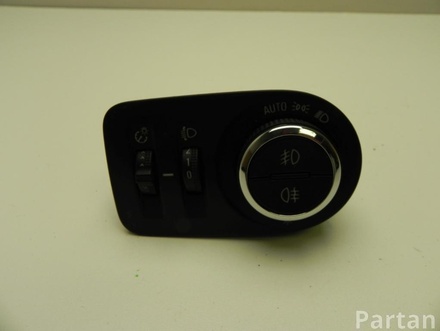 Vauxhall 13493476 ASTRA Mk VII (K) 2016 Light switch