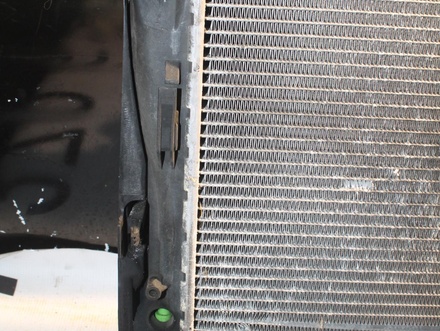 BMW 3213311 3 (E90) 2011 Radiator