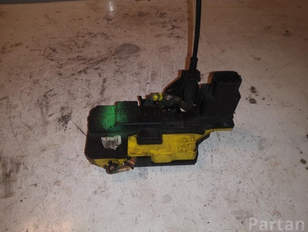 Volvo V70 II (SW) 2004 Door Lock Right